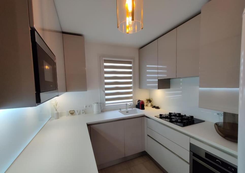 App 5 Pers, Parking, 3Mn Rer A, 40 Mn Du Centre De Paris, Cergy Le Haut Apartment Exterior foto